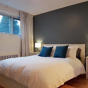 https://bright-and-spacious-studio-apartment.hotels-in-montreal.org