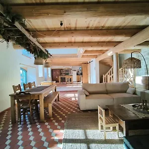 https://gite-la-menou.hotels-rhonealpes.com